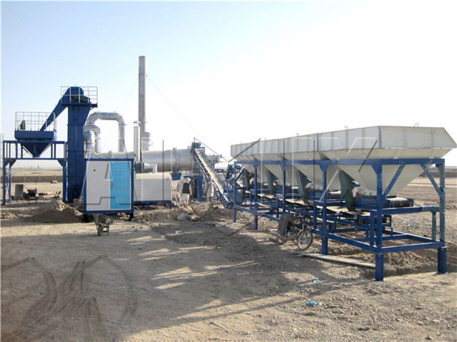 Mobile asphalt mixing plant