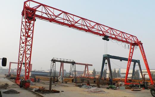 Three Benefits Of Using A Single-Girder Gantry Crane For Your Business