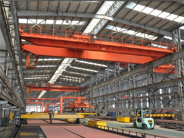 Reliable price bridge crane 30 tons in China