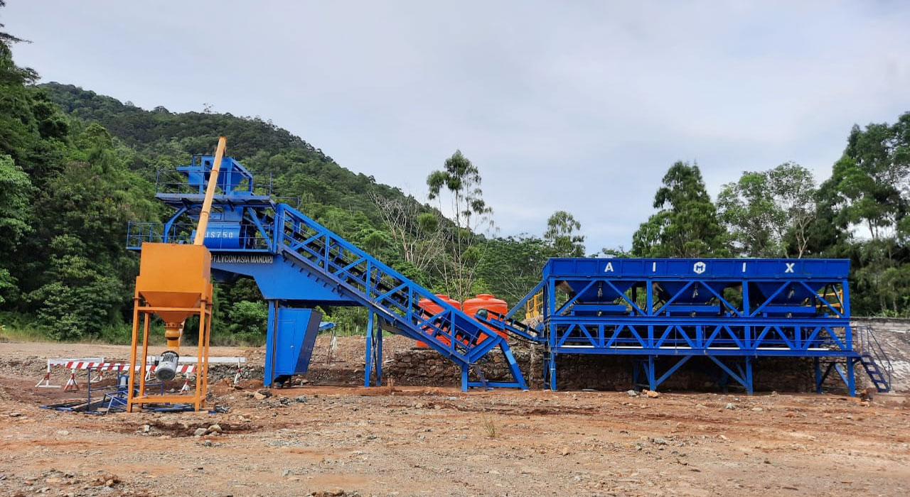 small mobile batching plant